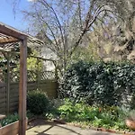 公寓 Kleine Altstadt-wohnung Mit Terrasse